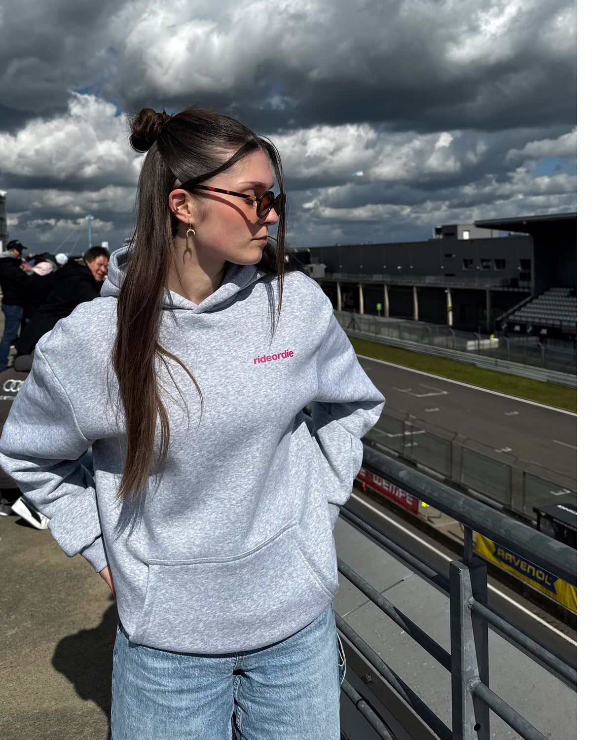 24h race grey