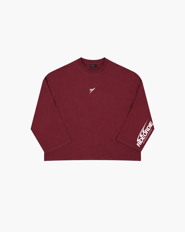 longsleeve motorsport aesthetics