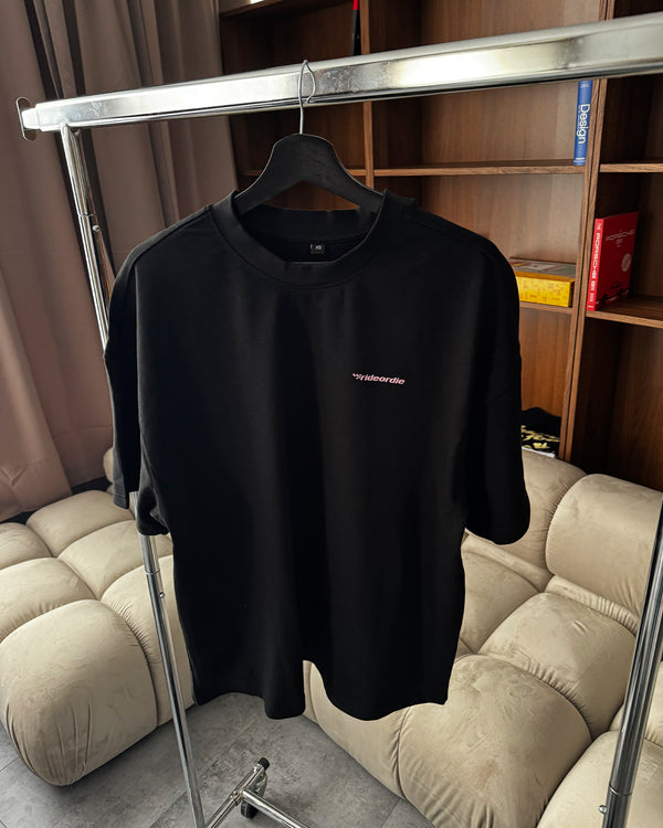 pretty girls enjoy motorsport tee black butter yellow