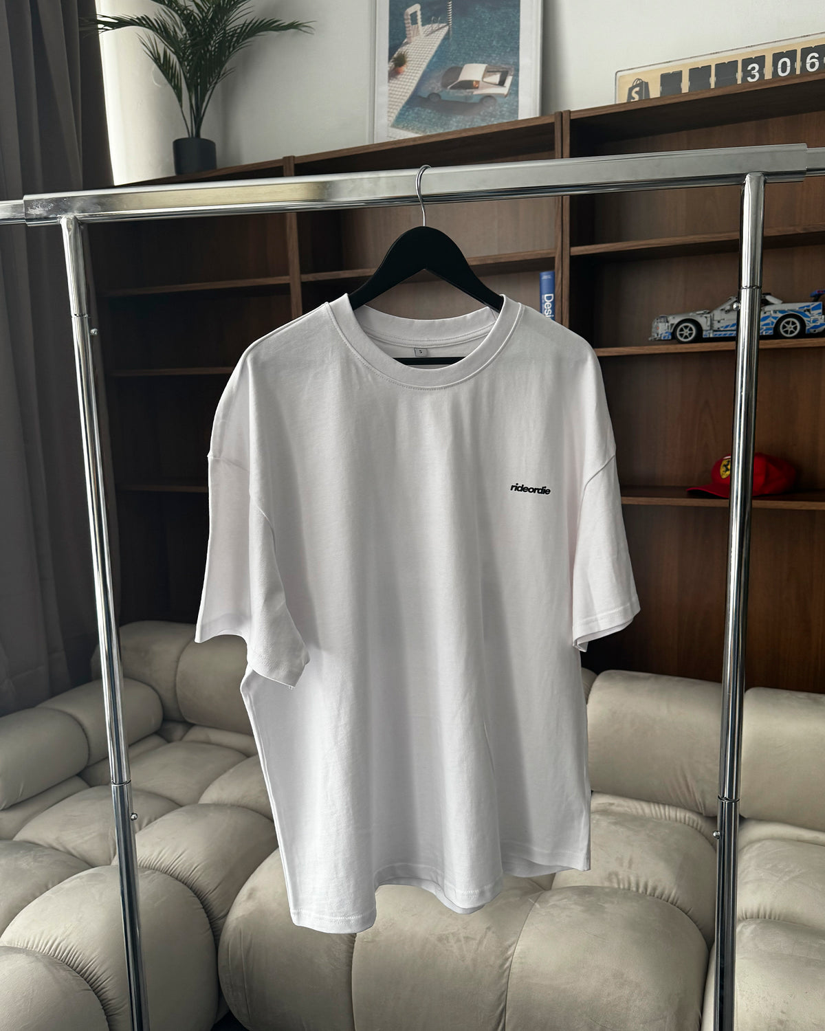porsche tee white butter yellow